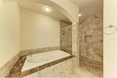 5200 Manorwood Drive #2D, Sarasota, FL 34235 - Photo 35