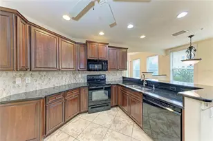 5200 Manorwood Dr, Sarasota, FL 34235 - Photo 17