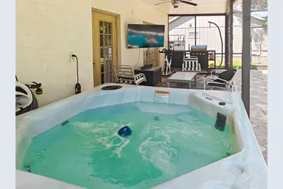 4907 82nd Place E, Sarasota, FL 34243 - Photo 21