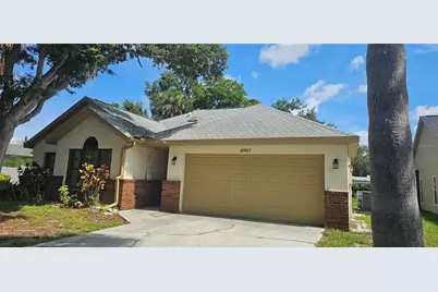 4907 82nd Place E, Sarasota, FL 34243 - Photo 1