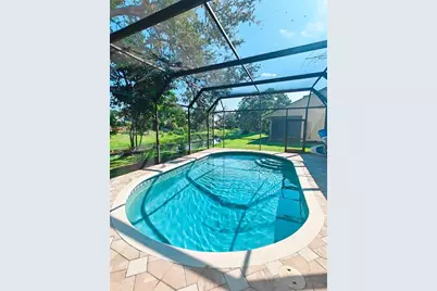 4907 82nd Place E, Sarasota, FL 34243 - Photo 19