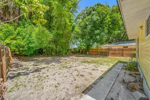 907 18th Ave W, Palmetto, FL 34221 - Photo 35