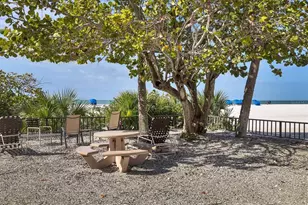 1001 Benjamin Franklin Dr, Sarasota, FL 34236 - Photo 45