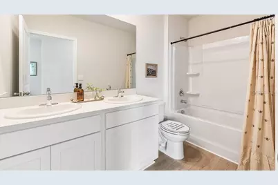 18705 Lookout Ridge Place, Lakewood Ranch, FL 34211 - Photo 17