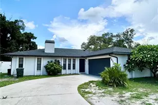 4633 Brooksdale Dr, Sarasota, FL 34232 - Photo 3