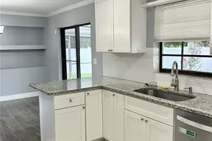 4633 Brooksdale Dr, Sarasota, FL 34232 - Photo 17