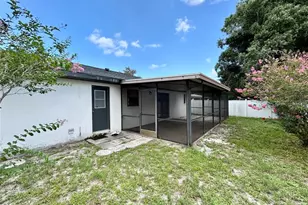 4633 Brooksdale Dr, Sarasota, FL 34232 - Photo 39