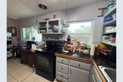 1032 NE 20th Avenue, Gainesville, FL 32609 - Photo 17