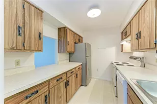 5503 Fountain Lake Cir, Bradenton, FL 34207 - Photo 11