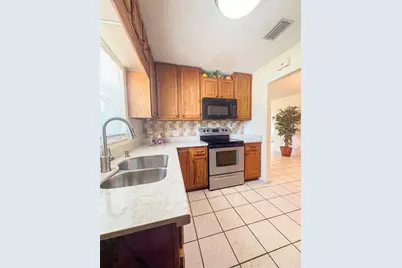 3341 Andrea Street, Sarasota, FL 34235 - Photo 13