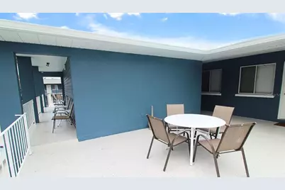 3001 Bee Ridge Road #224, Sarasota, FL 34239 - Photo 15