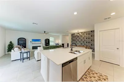 9175 Tequila Sunrise Drive, Sarasota, FL 34241 - Photo 15