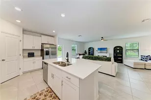 9175 Tequila Sunrise Dr, Sarasota, FL 34241 - Photo 15