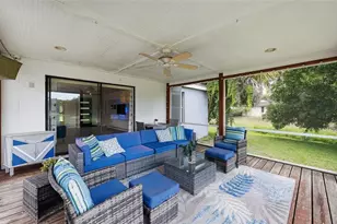 2481 S Scarlet Oak Ct, Sarasota, FL 34232 - Photo 23