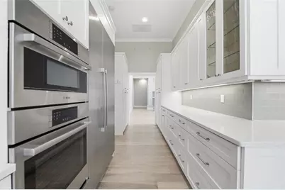 1511 N Lake Shore Drive, Sarasota, FL 34231 - Photo 15