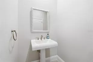 1511 N Lake Shore Dr, Sarasota, FL 34231 - Photo 37