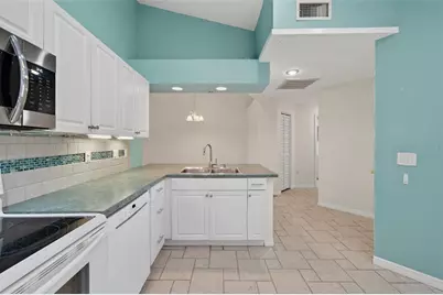 5626 Monte Rosso Road, Sarasota, FL 34243 - Photo 11