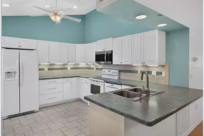 5626 Monte Rosso Road, Sarasota, FL 34243 - Photo 9