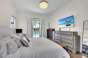 6817 Corral Cir, Sarasota, FL 34243 - Photo 21