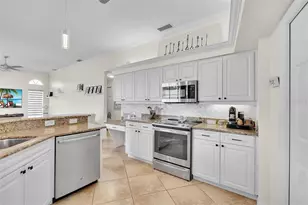 6817 Corral Cir, Sarasota, FL 34243 - Photo 13