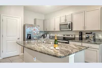 8777 Milestone Drive, Sarasota, FL 34238 - Photo 17