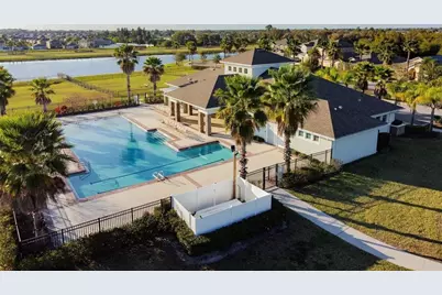 909 Meadow Glade Drive, Ruskin, FL 33570 - Photo 3