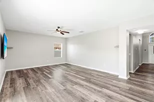 909 Meadow Glade Dr, Ruskin, FL 33570 - Photo 15