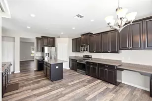 909 Meadow Glade Dr, Ruskin, FL 33570 - Photo 9
