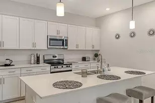 10896 Pinot Dr, Venice, FL 34293 - Photo 5
