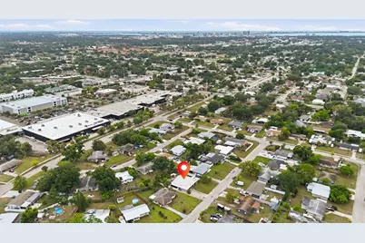 3328 Barstow Street, Sarasota, FL 34235 - Photo 3