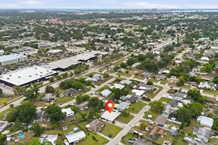 3328 Barstow St, Sarasota, FL 34235 - Photo 3