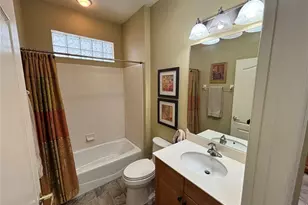310 Reclinata Cir, Venice, FL 34292 - Photo 23