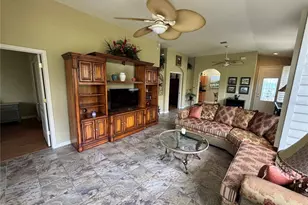 310 Reclinata Cir, Venice, FL 34292 - Photo 7