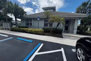 310 Reclinata Cir, Venice, FL 34292 - Photo 29