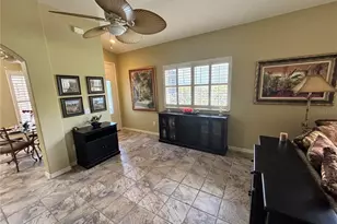 310 Reclinata Cir, Venice, FL 34292 - Photo 5