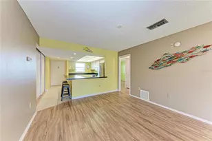 3983 Maceachen Blvd, Sarasota, FL 34233 - Photo 11