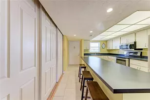 3983 Maceachen Blvd, Sarasota, FL 34233 - Photo 3