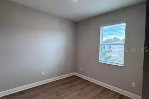 3550 74th Ave Cir E, Sarasota, FL 34243 - Photo 15