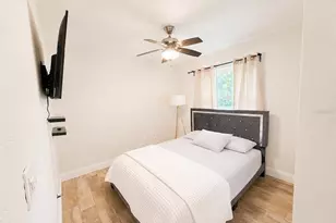 4820 Sunday Ct, Sarasota, FL 34235 - Photo 5