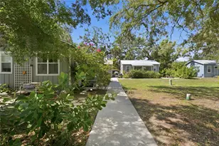 559 18th St E, Bradenton, FL 34208 - Photo 41