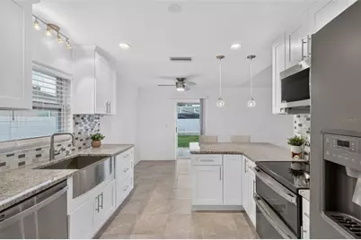 4063 Palau Drive, Sarasota, FL 34241 - Photo 9