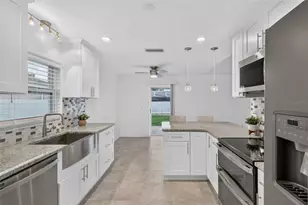 4063 Palau Dr, Sarasota, FL 34241 - Photo 9