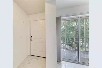 3980 Ironwood Circle #301, Bradenton, FL 34209 - Photo 5