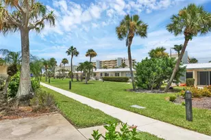 5830 Midnight Pass Rd, Sarasota, FL 34242 - Photo 31