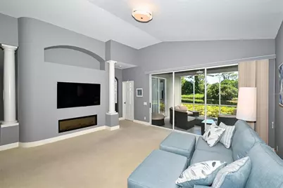 7131 Kensington Court, University Park, FL 34201 - Photo 9