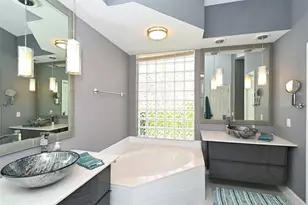 7131 Kensington Ct, University Park, FL 34201 - Photo 27