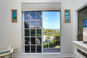 3273 Mangrove Point Dr, Ruskin, FL 33570 - Photo 37