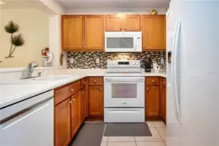 3273 Mangrove Point Dr, Ruskin, FL 33570 - Photo 19