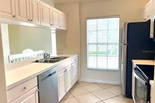 8370 Wingate Dr, Sarasota, FL 34238 - Photo 7