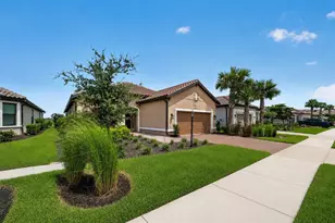 10132 Silent Night Ln, Sarasota, FL 34241 - Photo 3